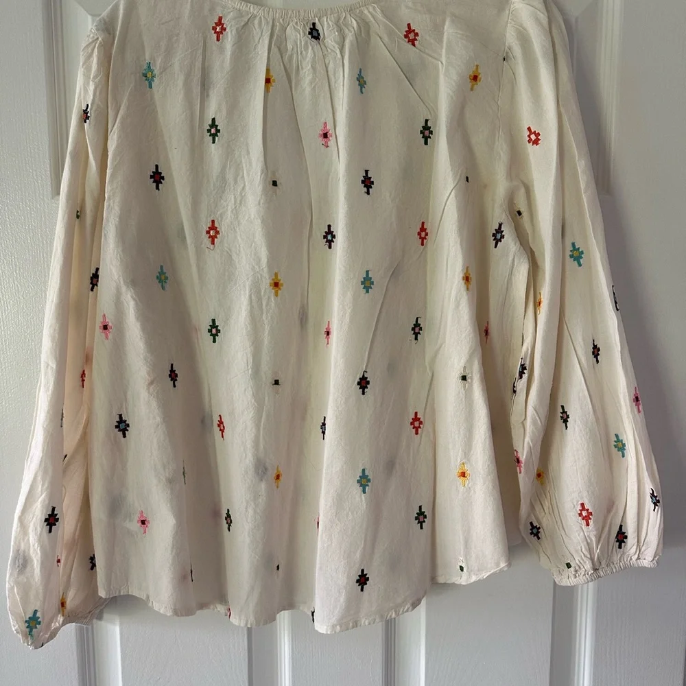 NWTVelvet Women's Cream Embroidered Top - Picture 2 of 4